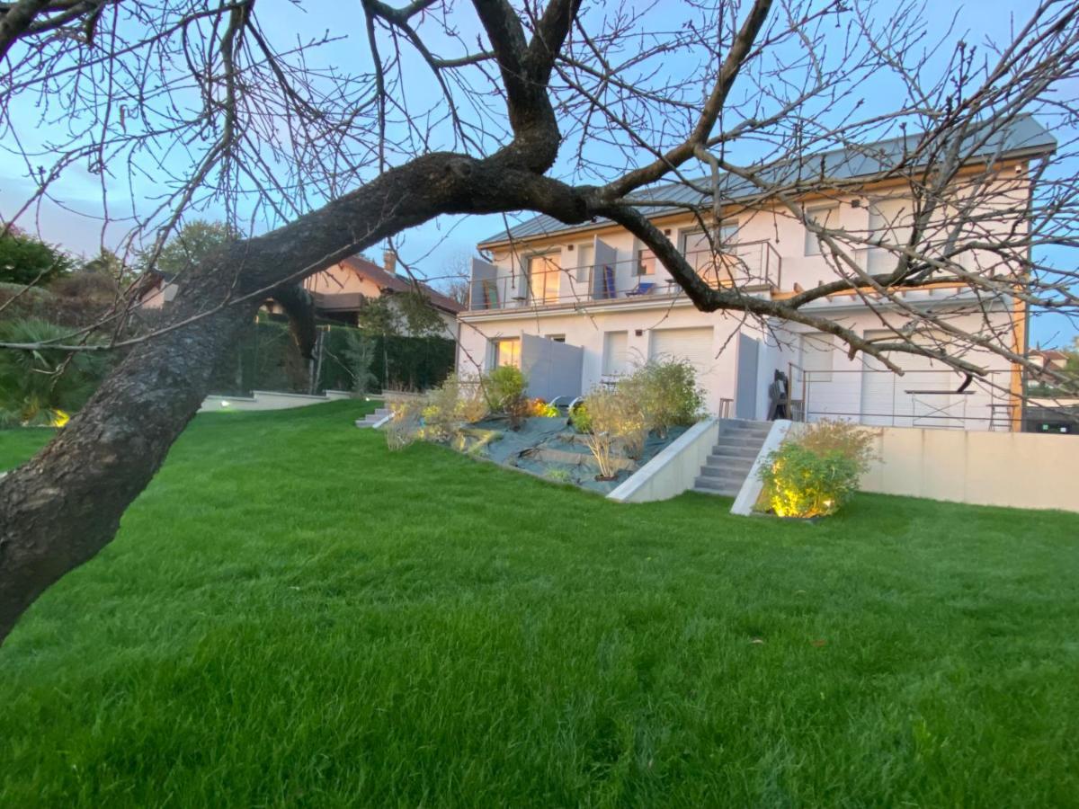 La Villa Perchee Calme, Sauna, Parking Prive Saint-Prix  Bagian luar foto