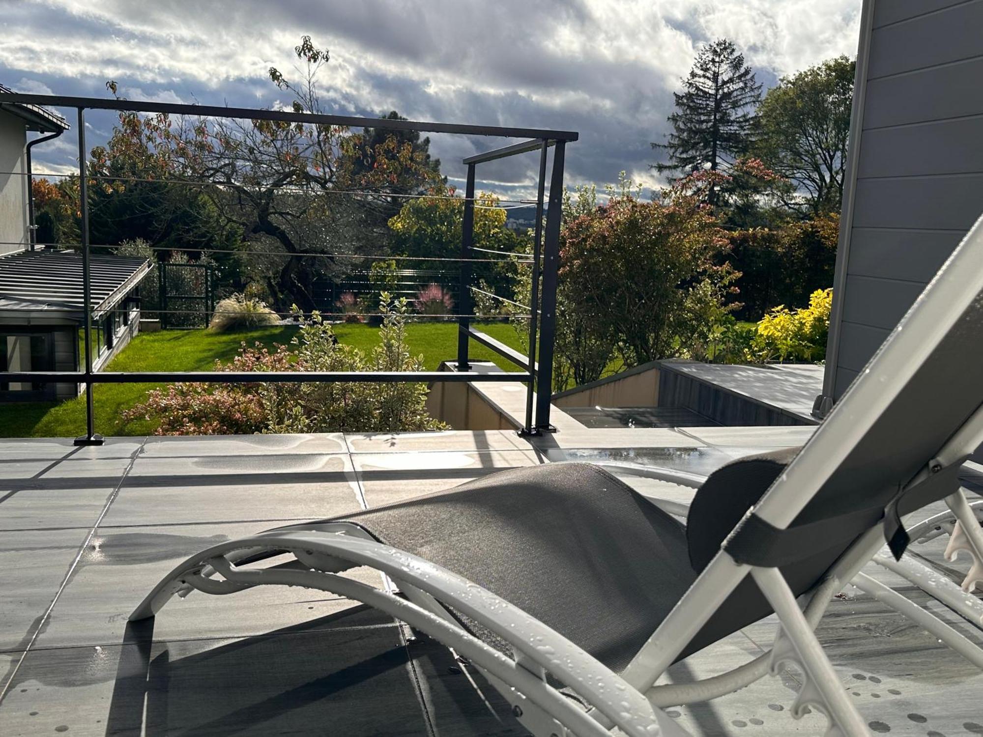 La Villa Perchee Calme, Sauna, Parking Prive Saint-Prix  Bagian luar foto
