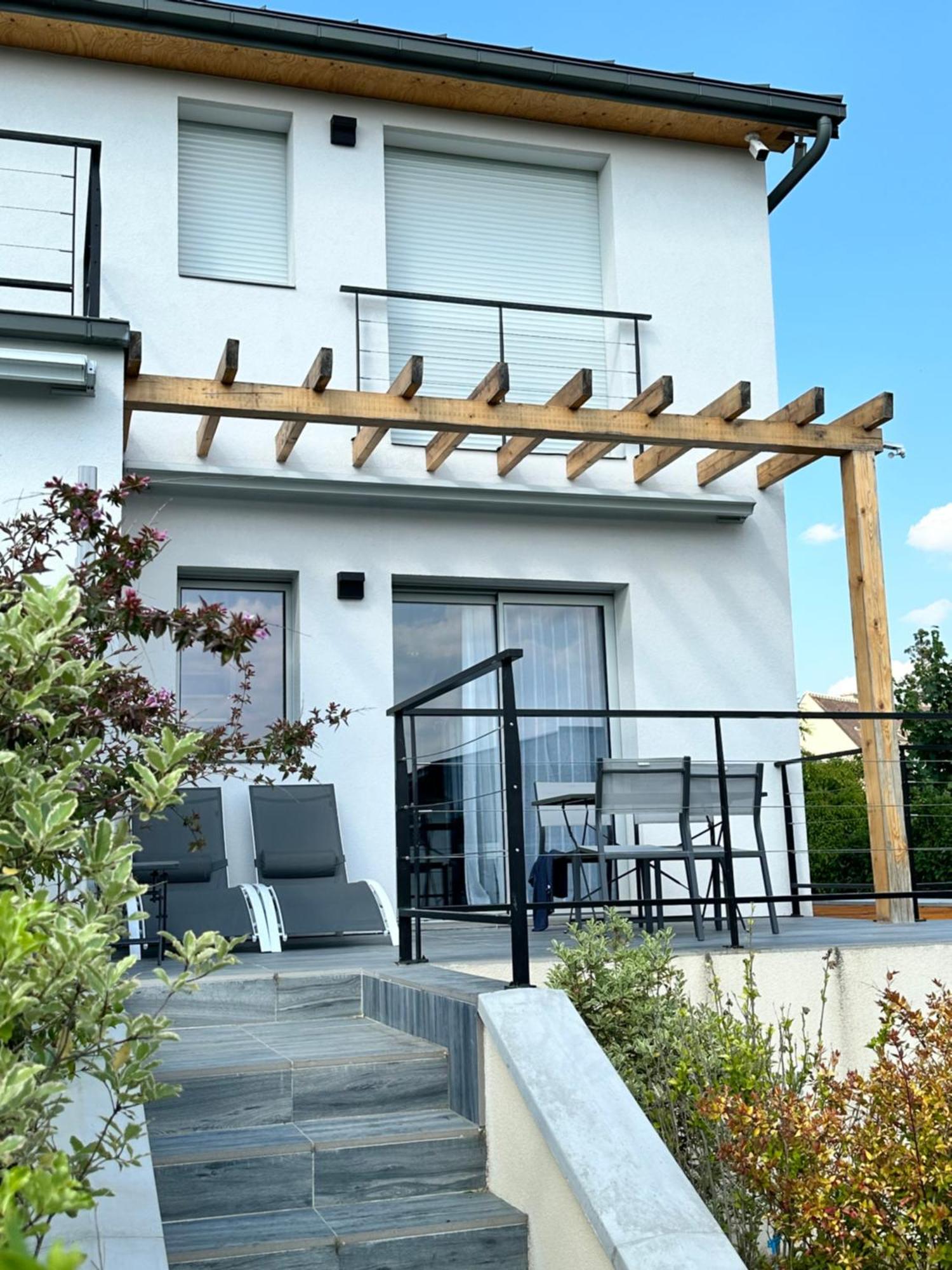 La Villa Perchee Calme, Sauna, Parking Prive Saint-Prix  Bagian luar foto