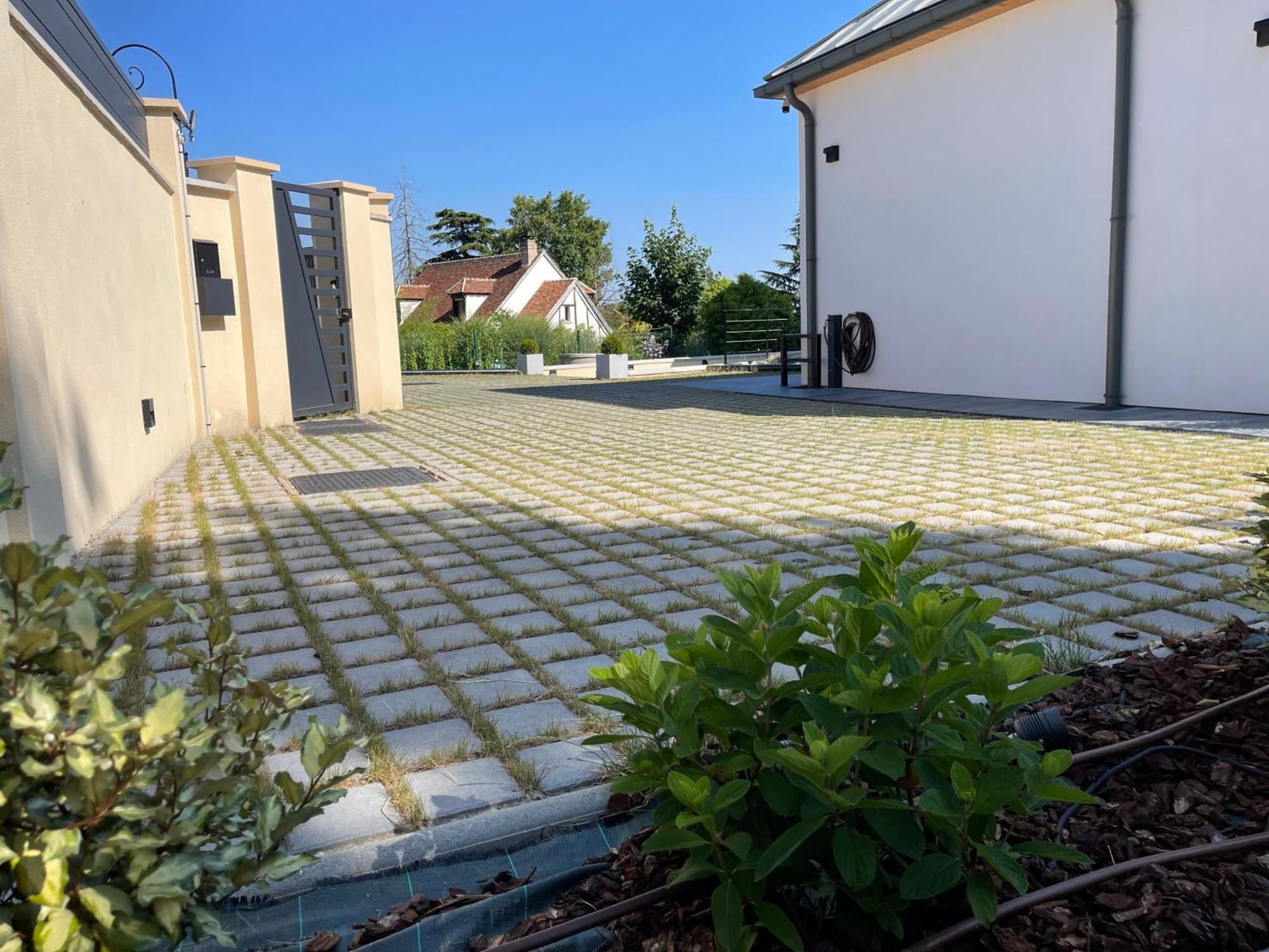 La Villa Perchee Calme, Sauna, Parking Prive Saint-Prix  Bagian luar foto