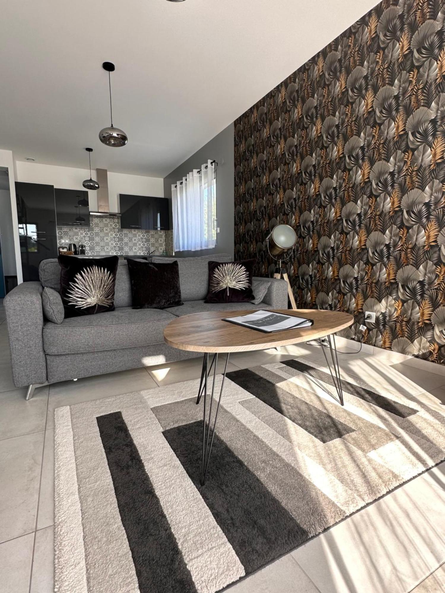 La Villa Perchee Calme, Sauna, Parking Prive Saint-Prix  Bagian luar foto