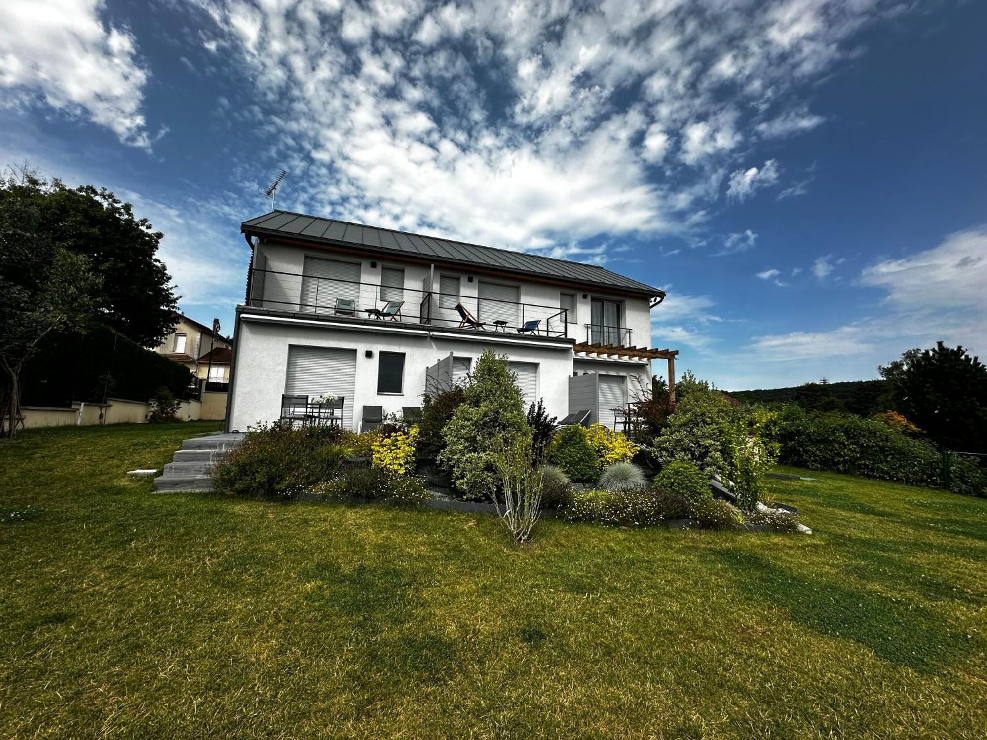 La Villa Perchee Calme, Sauna, Parking Prive Saint-Prix  Bagian luar foto