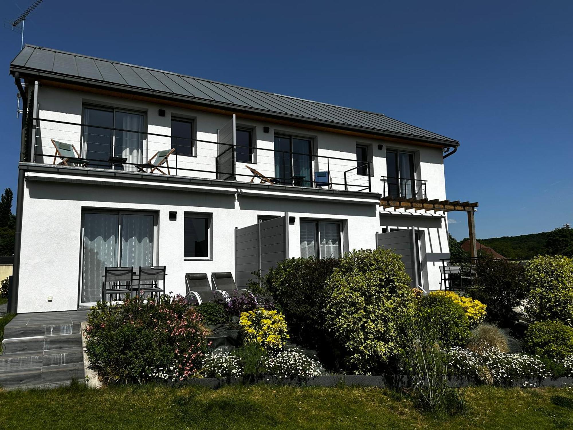 La Villa Perchee Calme, Sauna, Parking Prive Saint-Prix  Bagian luar foto